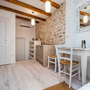 apartment-and-studio-ca-3-vie-rovinj.in-istria.net/